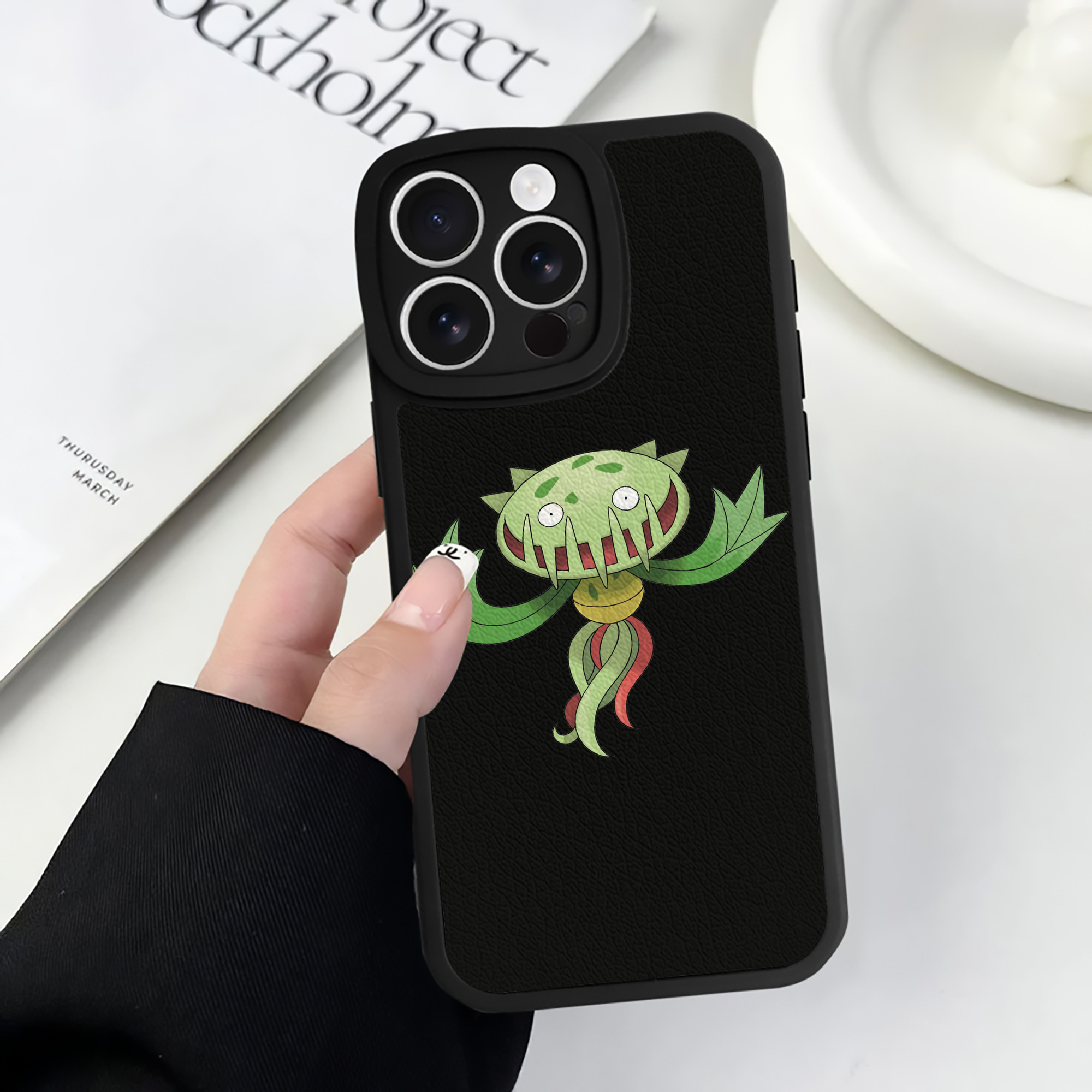 （画像用） ポケットモンスター Pokémon 【iPhone 16シリーズ対応】シリコンスマホケース（レザー調） 材質：シリコン